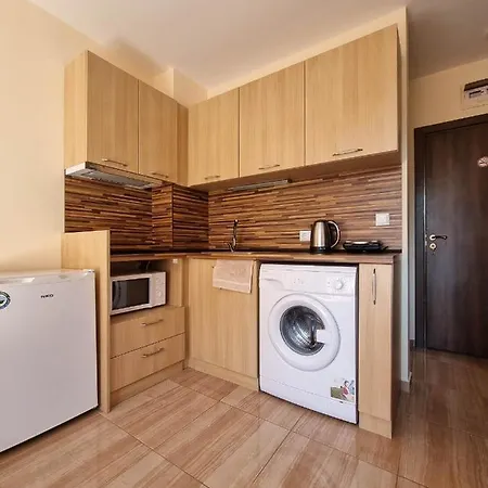 Deluxe Admiral Plaza Apartmán Sluneční pobřeží