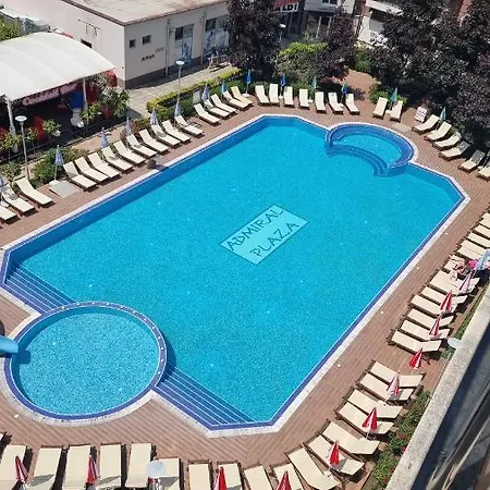 Deluxe Admiral Plaza 아파트 써니비치