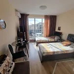 Deluxe Admiral Plaza Apartmán Sluneční pobřeží